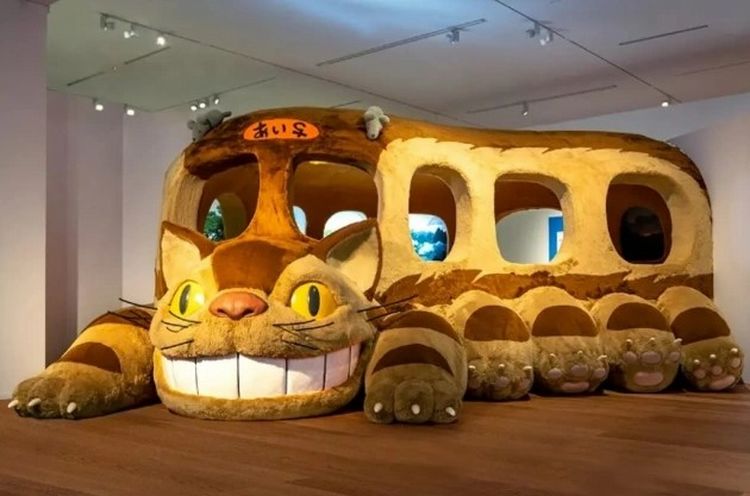 ghibli nekobus adulto